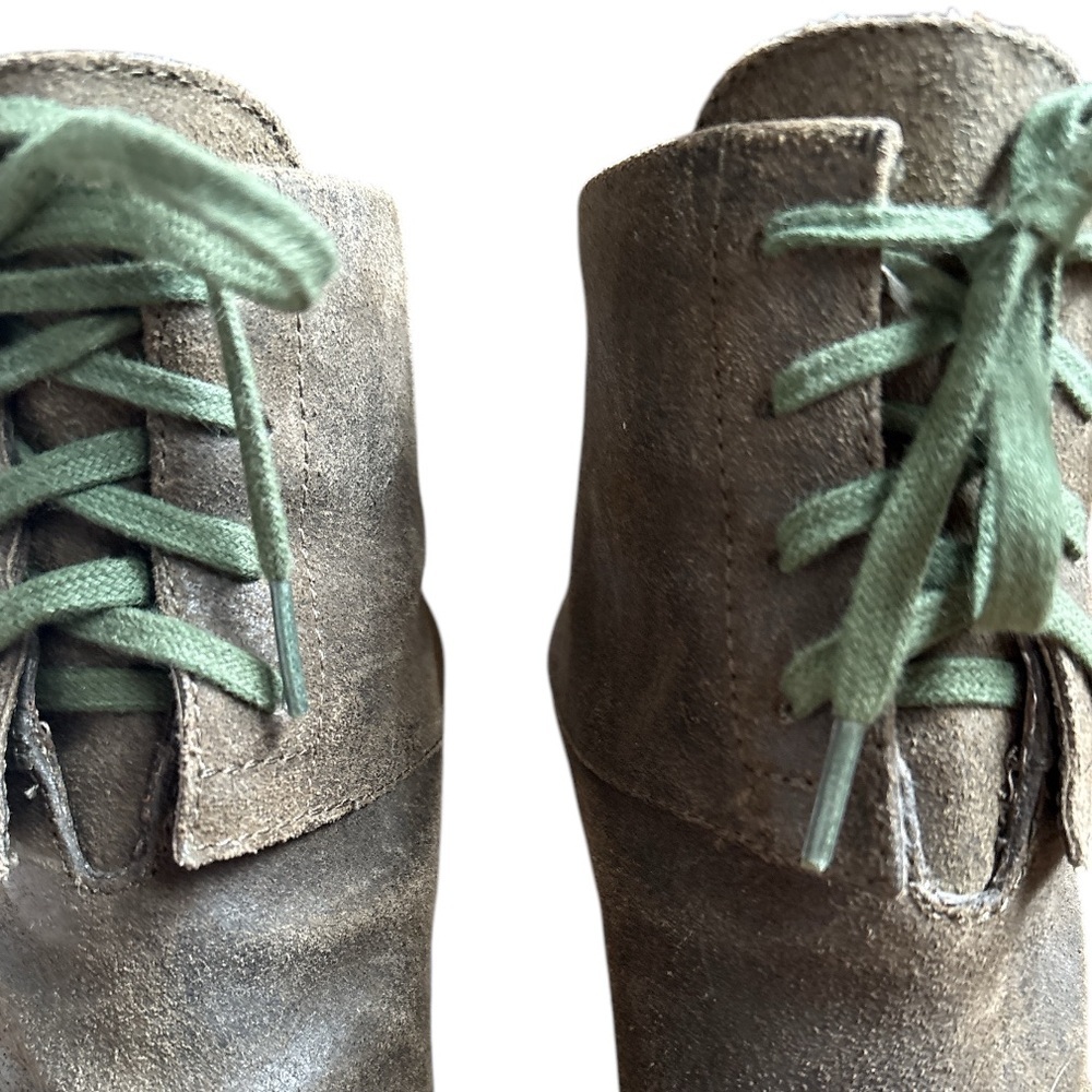 Modern Vintage Lace Up Green Suede Jenie Ankle Booties Size 6 - Picture 3 of 16